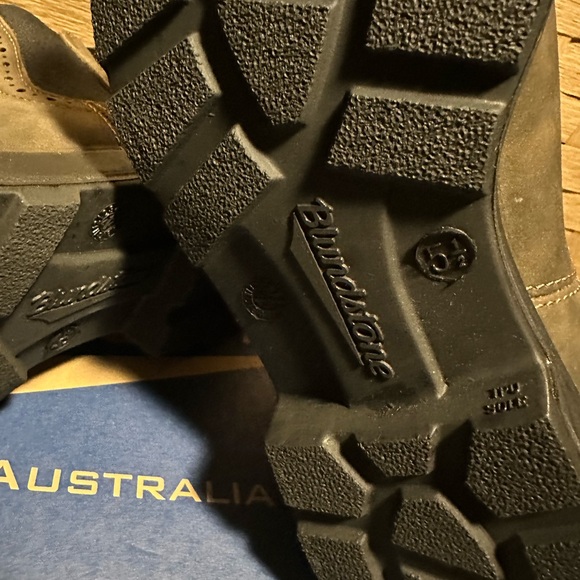 Women’s Blundstone 1351 Size 8.5 - Picture 6 of 7